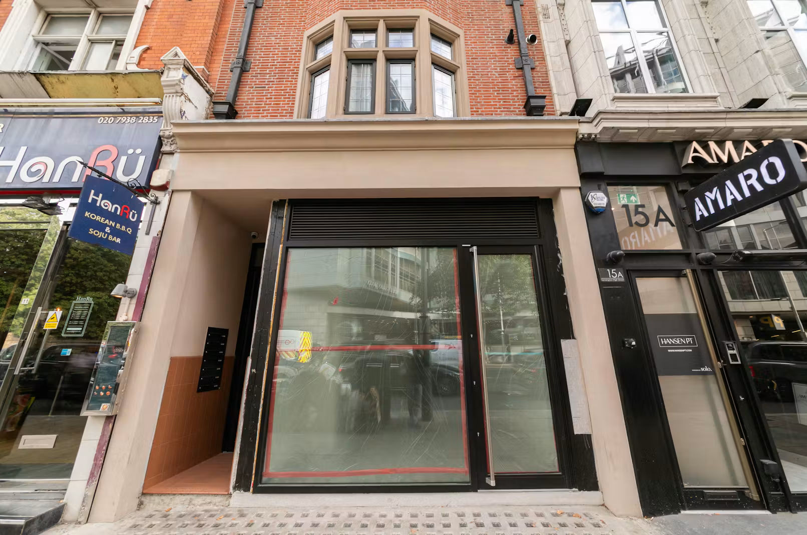 13 Kensington High Street - Retail Shopfront for Rent, Kensington, London W8 5NP