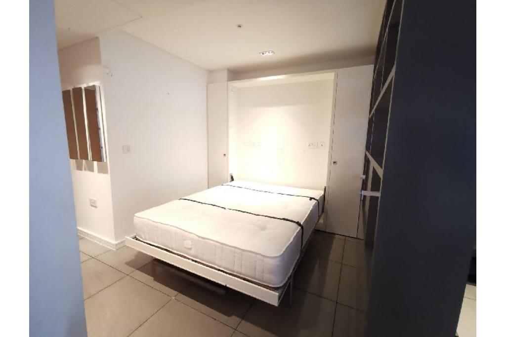 Stylish Studio Apartment in Luxury Tower – Regent’s Park, London NW1