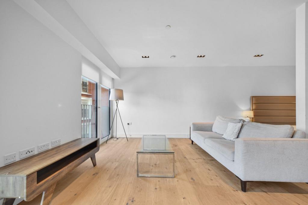 Stunning Studio Apartment in Luxury Tower – Vauxhall, London SW8