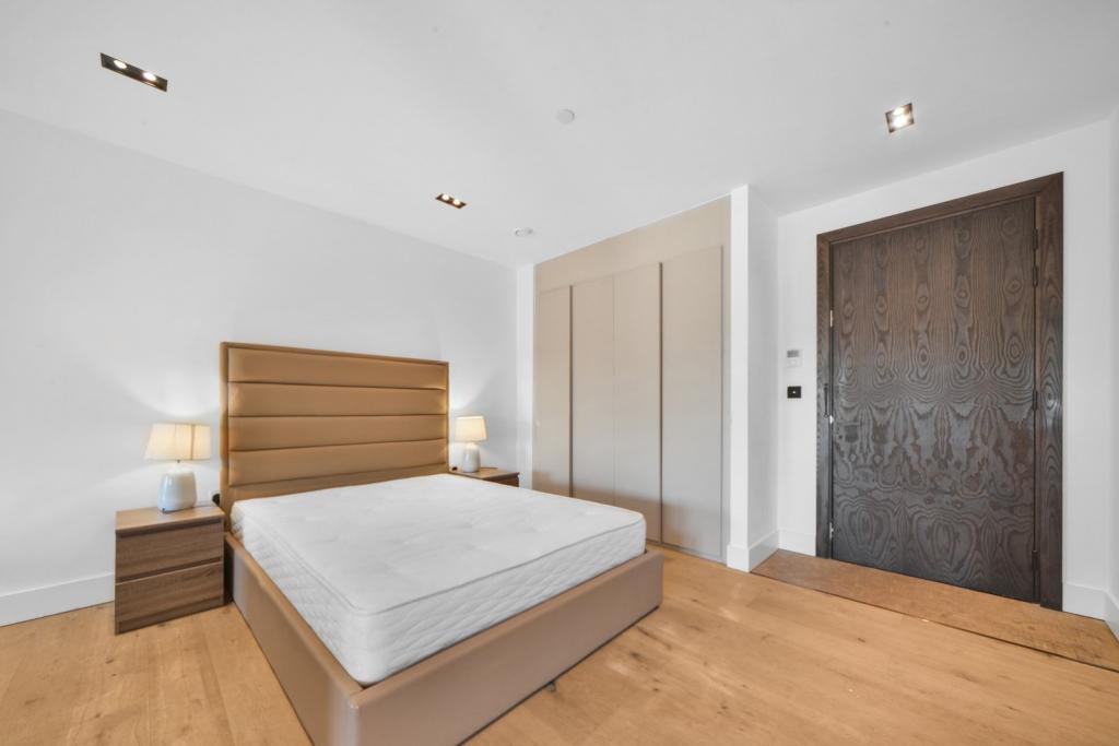 Stunning Studio Apartment in Luxury Tower – Vauxhall, London SW8