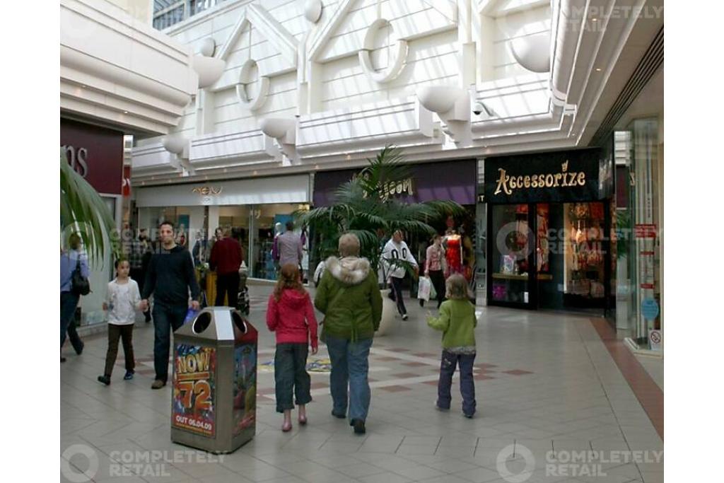 Swan Centre – Units 8 & 9, Eastleigh, Hampshire