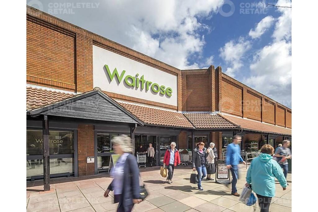 Locks Heath Shopping Village – Retail Unit To Let – Fareham, Hampshire