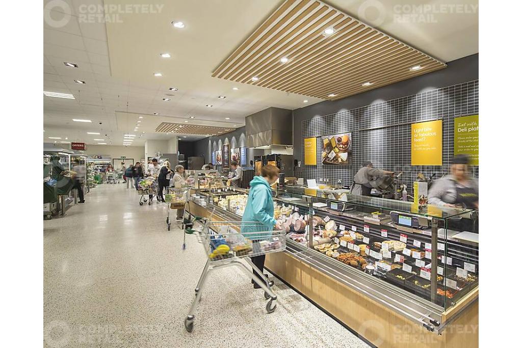 Locks Heath Shopping Village – Retail Unit To Let – Fareham, Hampshire