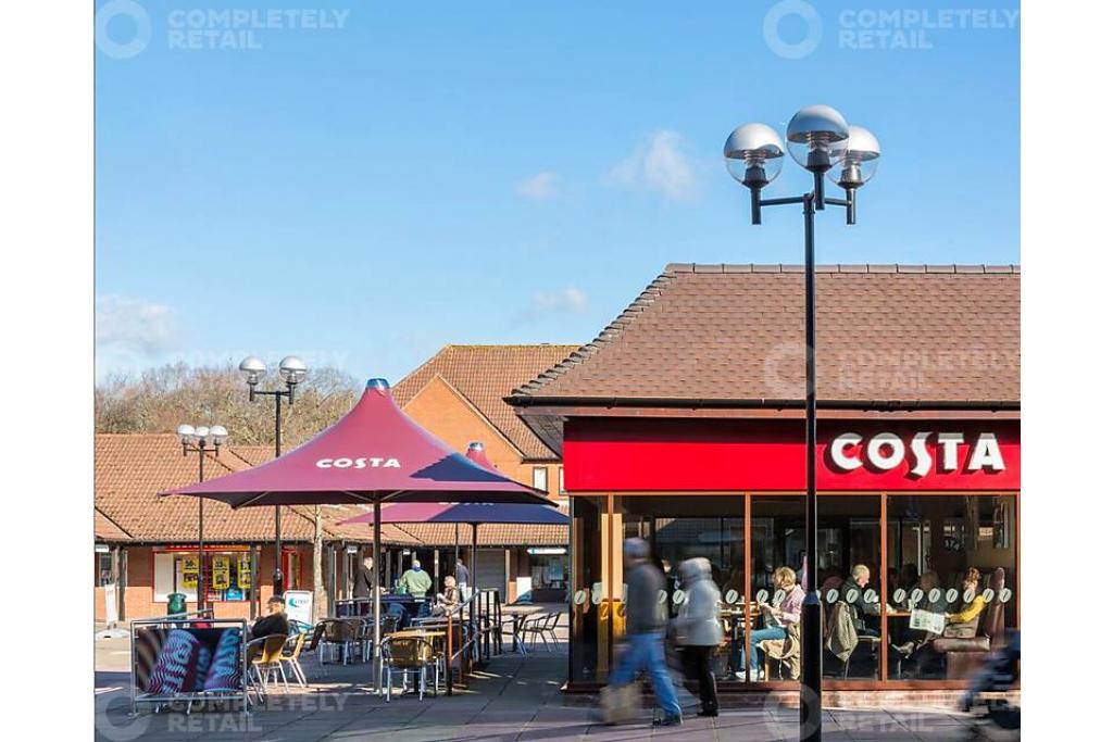 Locks Heath Shopping Village – Retail Unit To Let – Fareham, Hampshire
