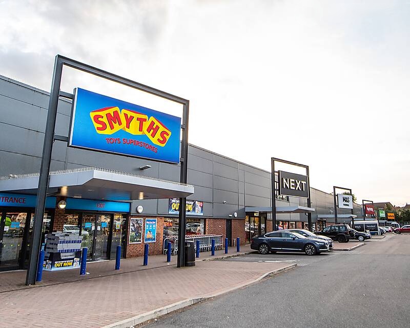 Retail Units for Let at Broadfields Retail Park – Aylesbury, Buckinghamshire
