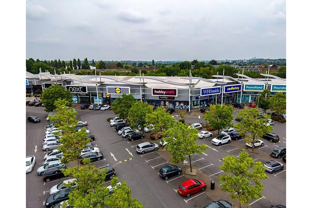 Retail Units for Let at Westway Cross Shopping Park – Greenford, Greater London