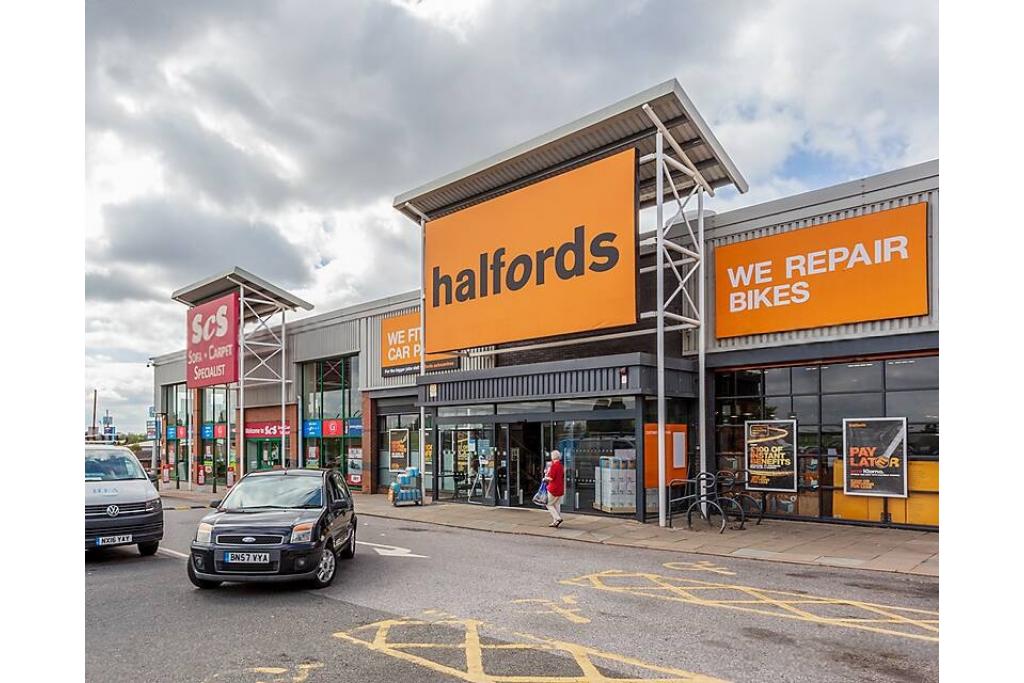 Pipps Hill Retail Park – Basildon