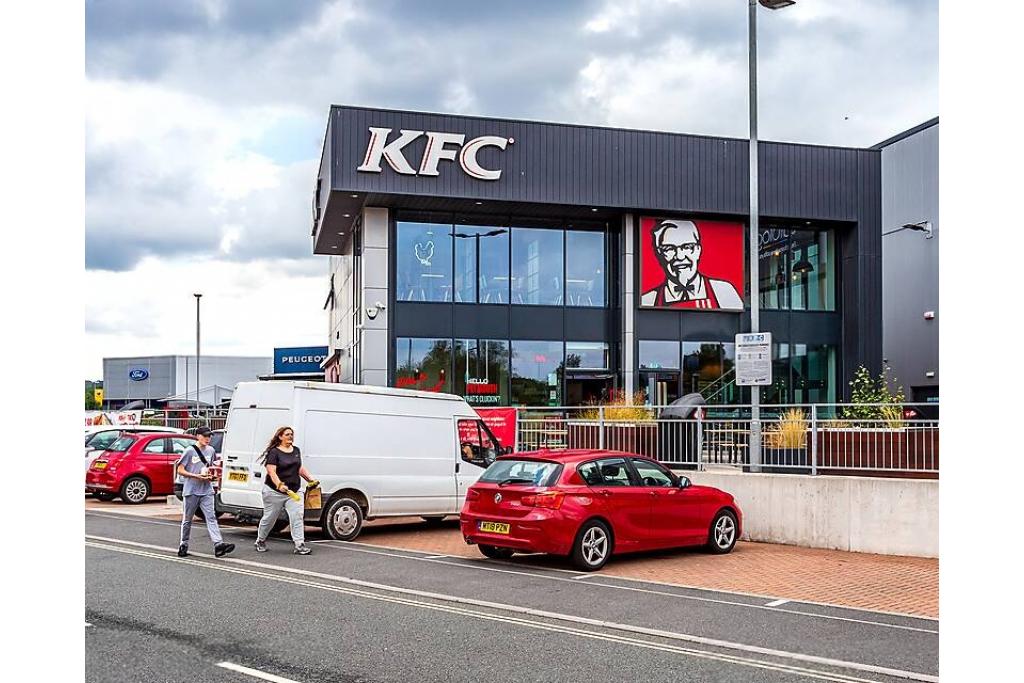Gateway Retail Park – Prime Retail & Shopping Park Near Plymouth