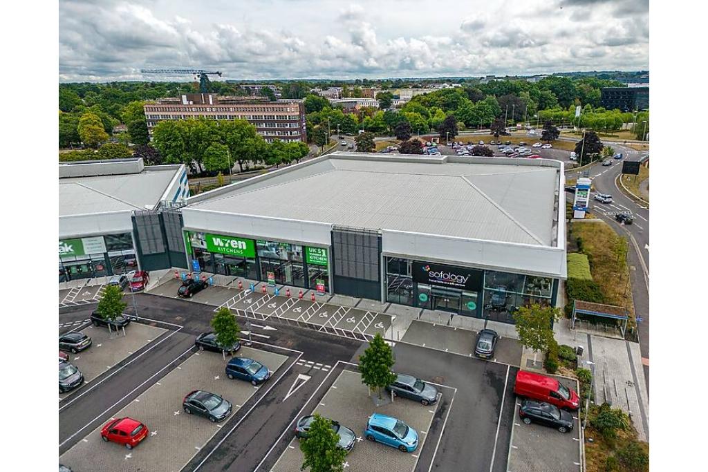 Horizon Retail Park – Premium Bulky Goods Destination in Farnborough