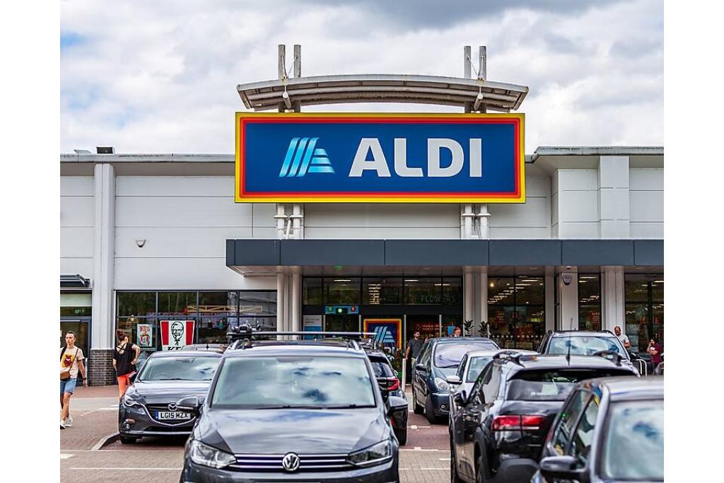 Century Retail Park – Dalton Way, Watford, Hertfordshire