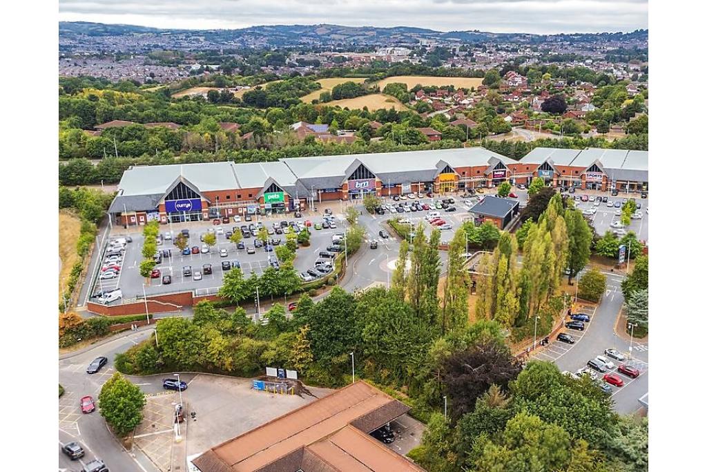 Rydon Lane Retail Park – Exeter