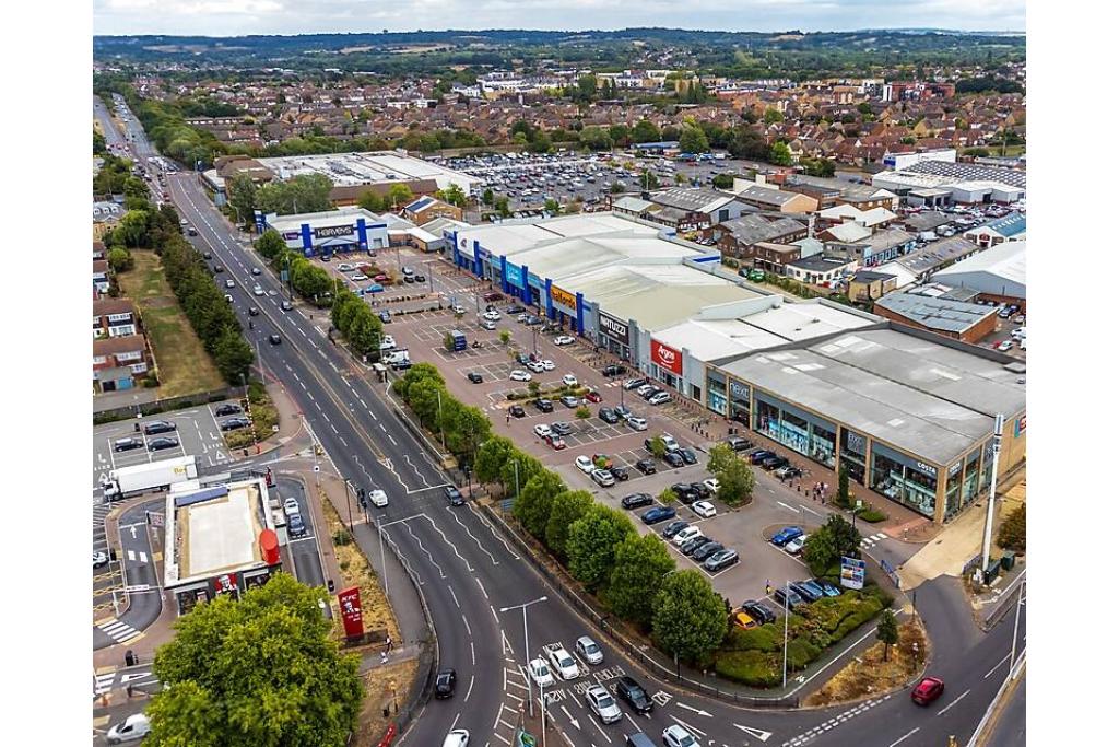 Gallows Corner Retail Park – Romford, Greater London