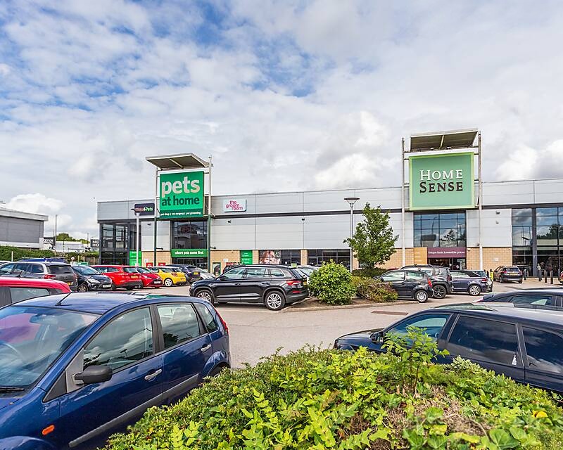 Spring Ram Retail Park – Prime Birstall Opportunity with Pets at Home & HomeSense
