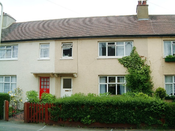 Charming 5-Bedroom House with Garden – South Ealing, London – £4,000 pcm