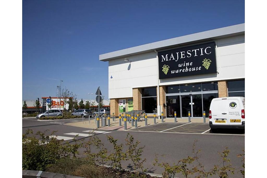 Fossetts Park Retail & Shopping Park – Southend‑on‑Sea, Essex