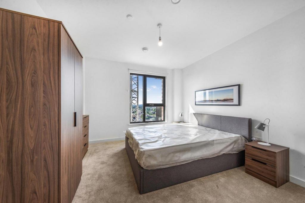Modern 1-Bedroom Apartment with Balcony – Wembley Park, London – £1,993 pcm