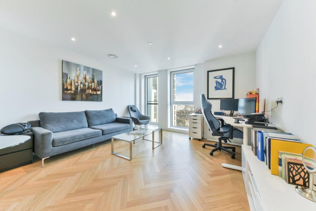 Stylish 1‑Bedroom Apartment in Two Fifty One – Southwark Bridge Road – £2,491 pcm