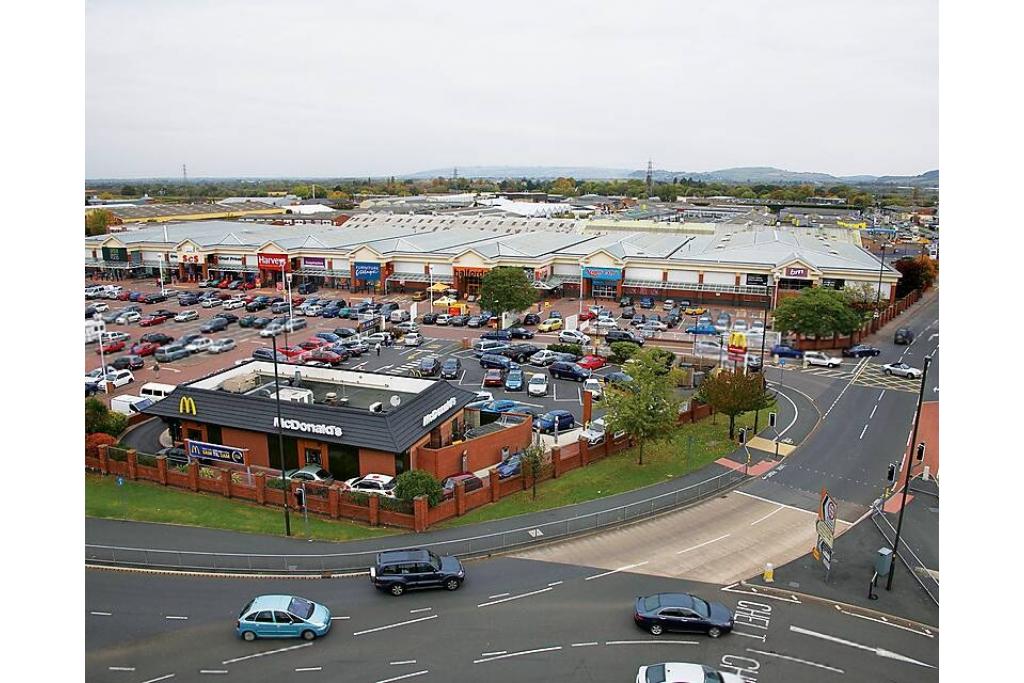Kingsditch Retail Park – 14,488 sq ft Unit To Let