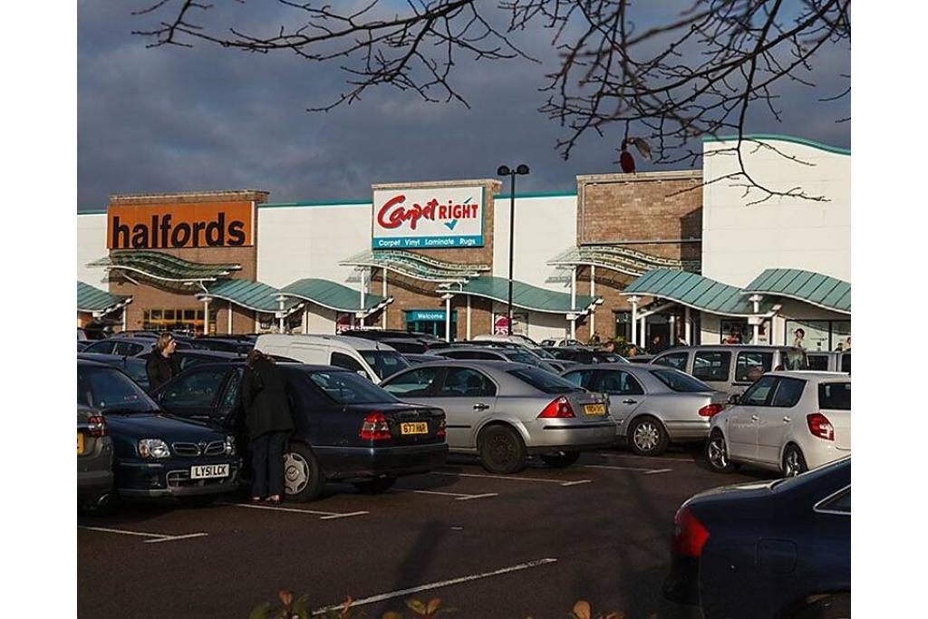 Friern Bridge Retail Park – 10,061 sq ft Unit To Let – Price on Application