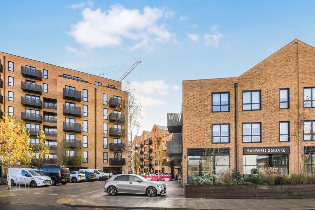 Sarsen House, Hanwell Square – 2 Bedroom Apartment to Rent – £2,448 pcm