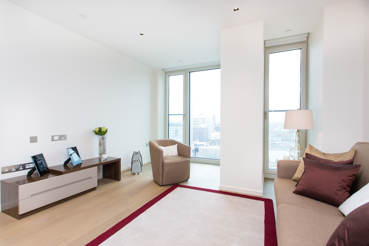 Upper Ground, South Bank – Studio Apartment to Rent – £3,033 pcm