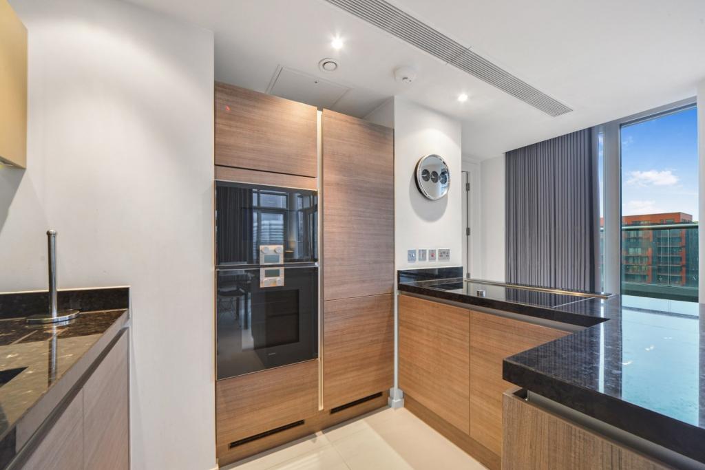 Baltimore Wharf, Canary Wharf – 2 Bedroom Duplex Apartment to Rent – £4,550 pcm