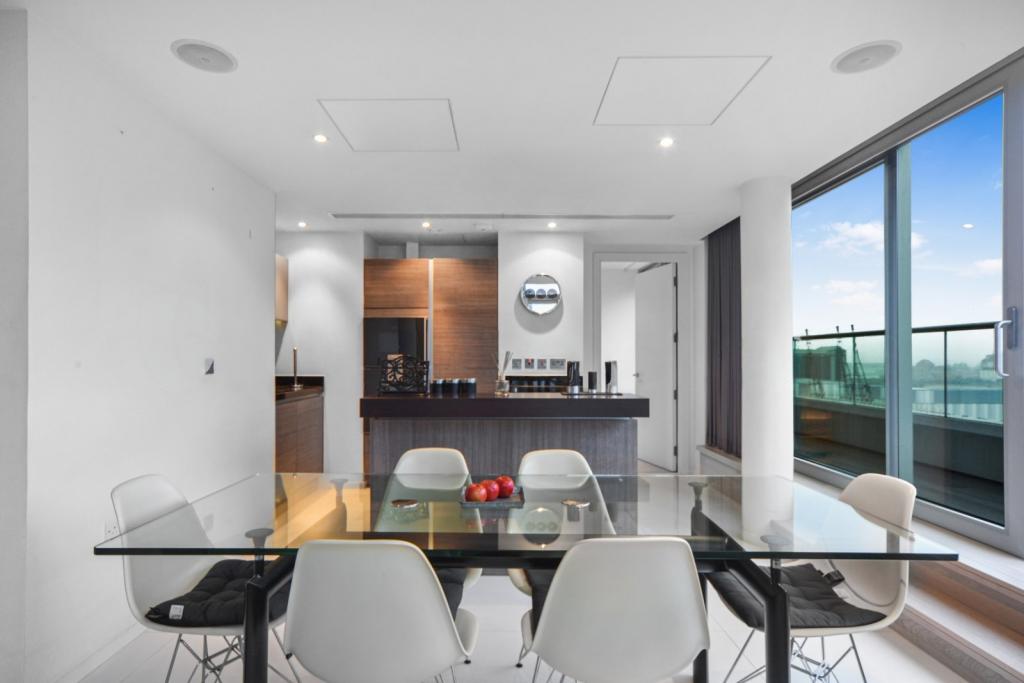 Baltimore Wharf, Canary Wharf – 2 Bedroom Duplex Apartment to Rent – £4,550 pcm