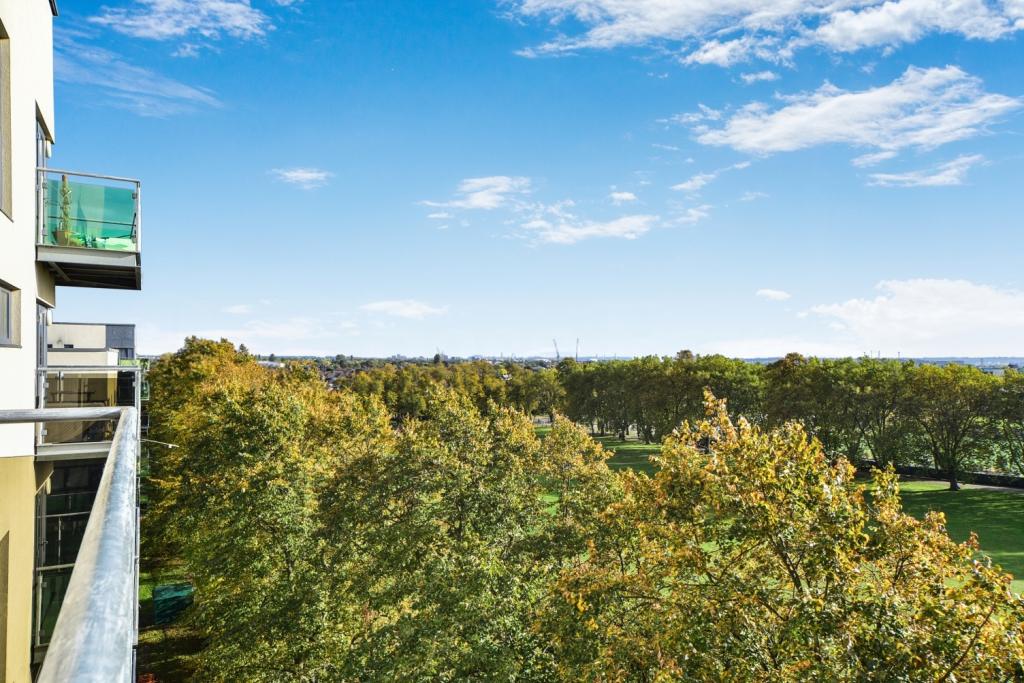 Roehampton House, Barking Academy – 2 Bedroom Apartment to Rent – £1,950 pcm