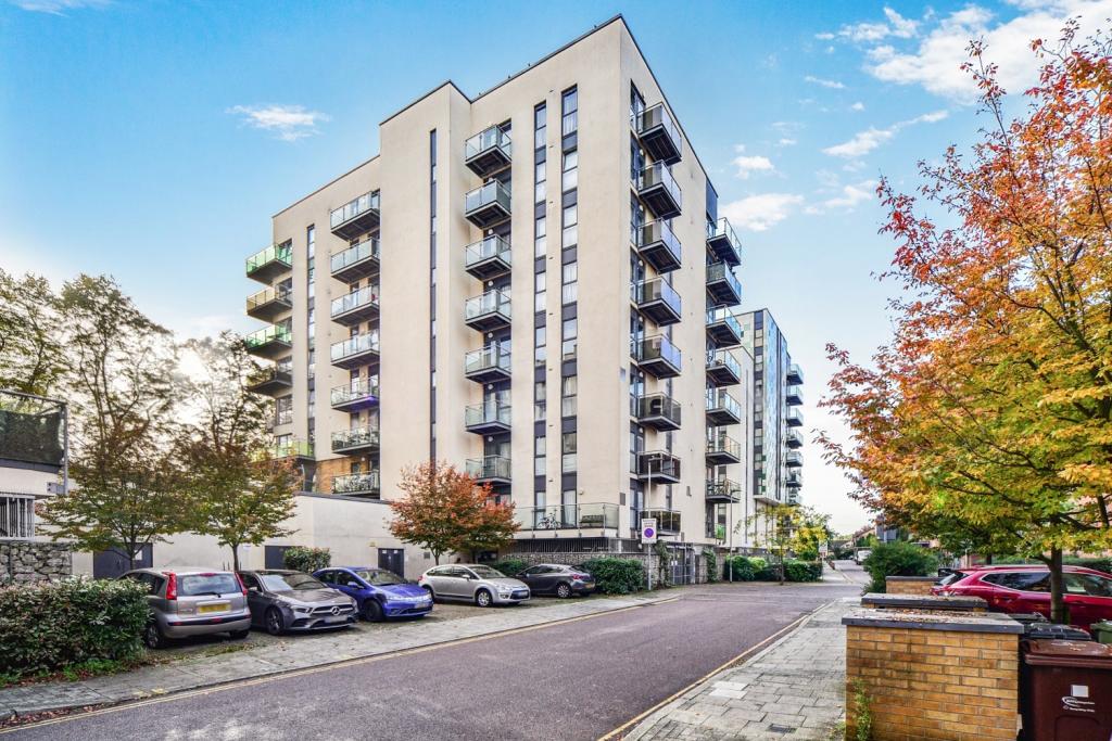 Roehampton House, Barking Academy – 2 Bedroom Apartment to Rent – £1,950 pcm