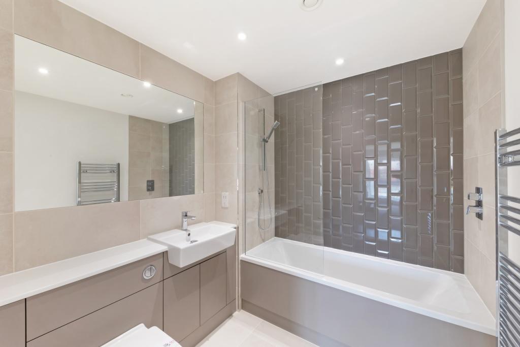 Castleton House, Beaufort Park – 2 Bedroom Apartment to Rent – £2,166 pcm