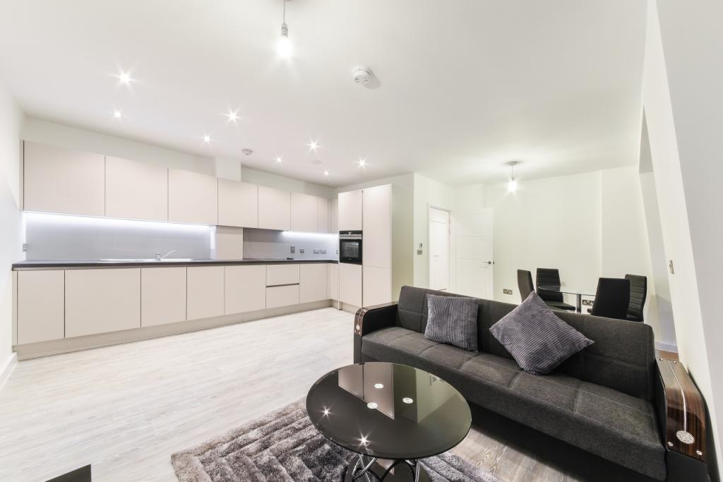 Hyett Court, Chobham Manor, Stratford – 1 Bedroom Apartment to Rent – £2,470 pcm