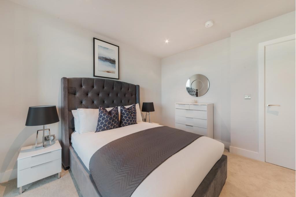 Battersea Exchange, St Josephs Street, Battersea – 1 Bedroom Apartment to Rent – £2,903 pc