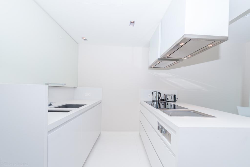 Pan Peninsula, East Tower, Canary Wharf – 3 Bedroom Apartment to Rent – £5,091 pcm