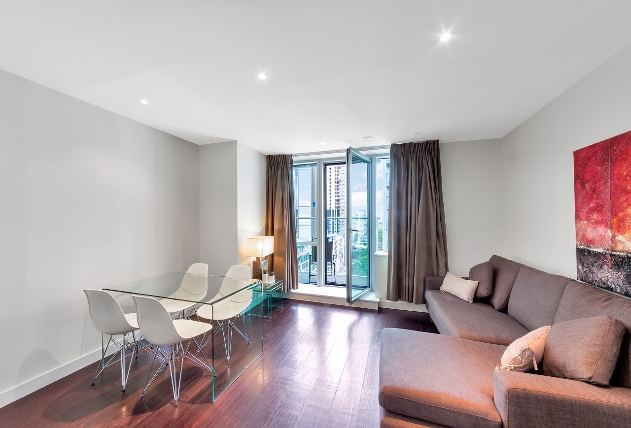 Pan Peninsula Square, Canary Wharf – 1 Bedroom Apartment to Rent – £2,535 pcm