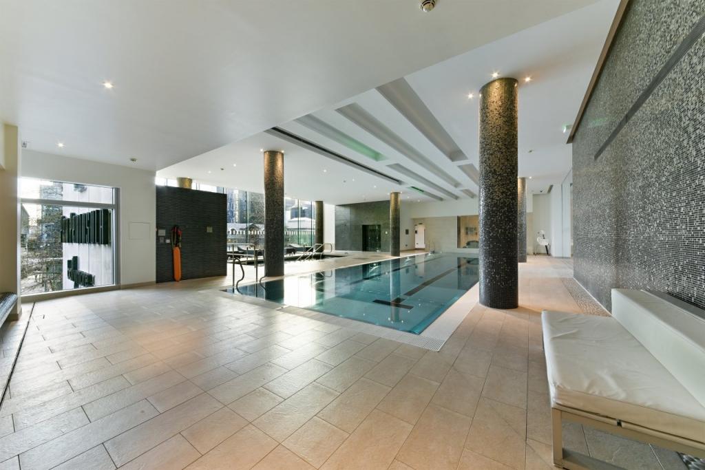 Pan Peninsula Square, Canary Wharf – 1 Bedroom Apartment to Rent – £2,535 pcm