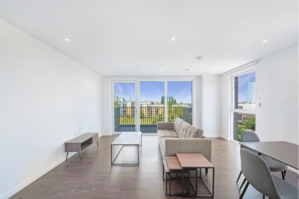 Deptford Landings, Lacewood Building, Deptford – 2 Bedroom Apartment to Rent – £2,340 pcm