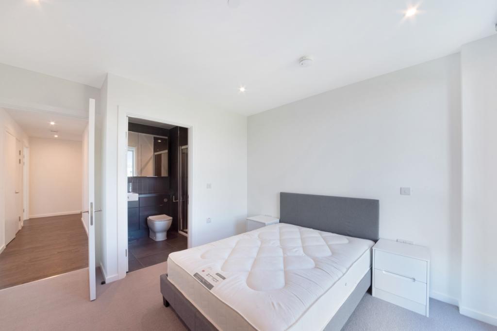Deptford Landings, Lacewood Building, Deptford – 2 Bedroom Apartment to Rent – £2,340 pcm