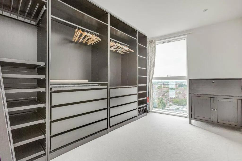 3 Bedroom Apartment for Sale – £850,000 – 1,059 sq. ft.