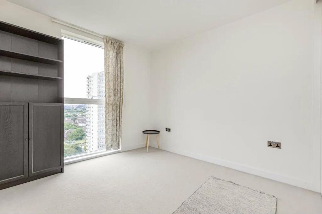 3 Bedroom Apartment for Sale – £850,000 – 1,059 sq. ft.