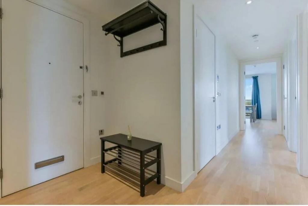 3 Bedroom Apartment for Sale – £850,000 – 1,059 sq. ft.