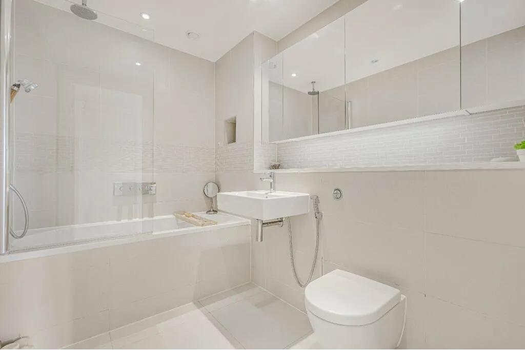 3 Bedroom Apartment for Sale – £850,000 – 1,059 sq. ft.