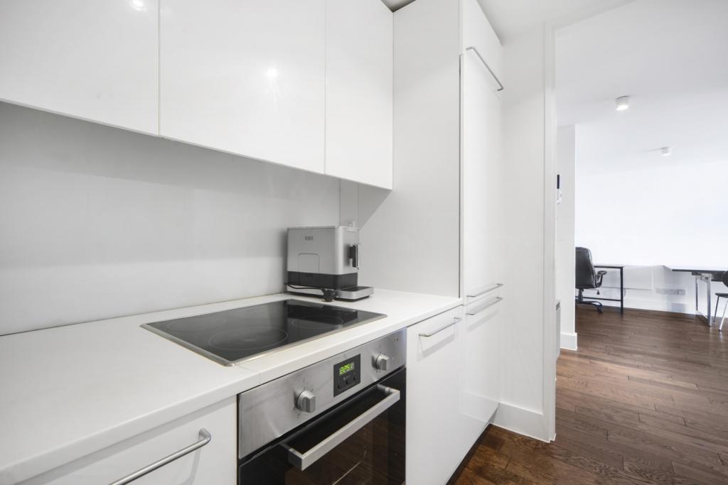 1-Bedroom Apartment to Rent – £2,000pcm – Private Terrace & Secure Parking