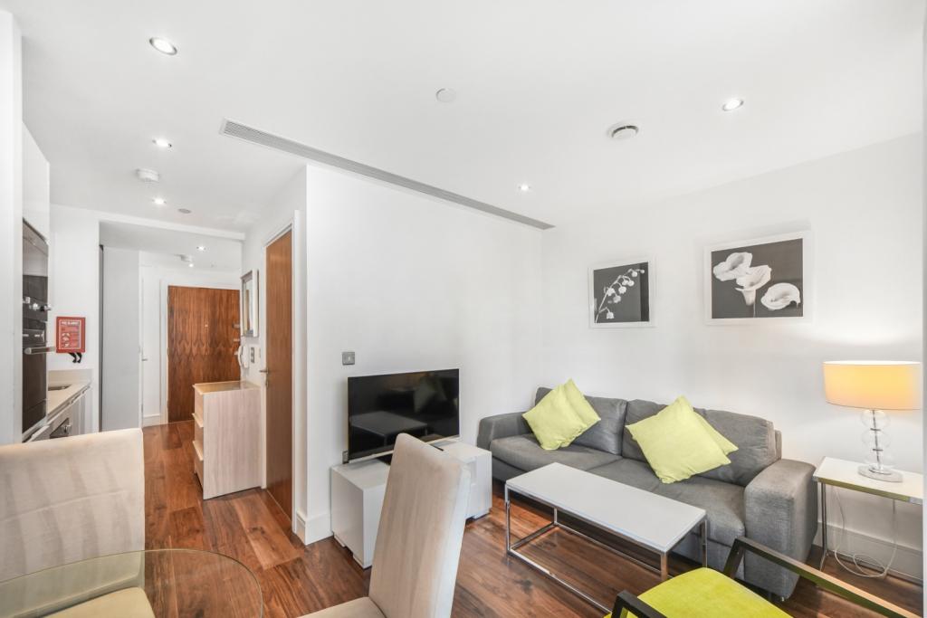 Studio Apartment To Let – Lincoln Plaza, Canary Wharf, London, E14 – £1,993pcm