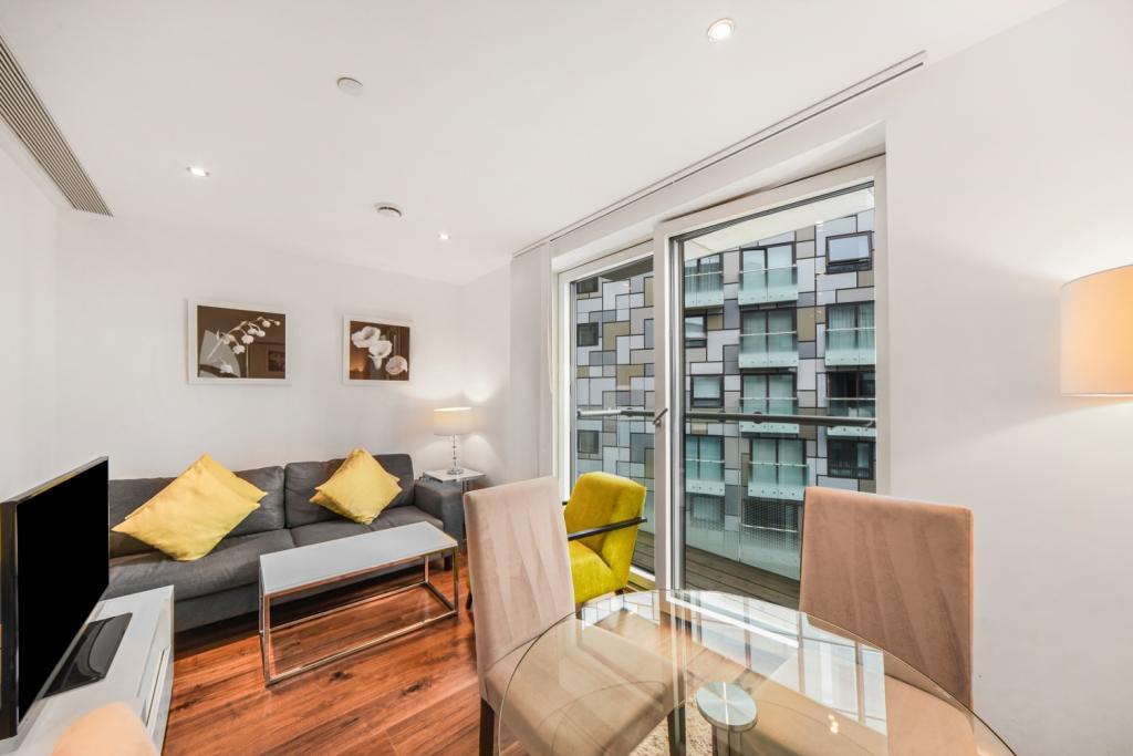 Studio Apartment To Let – Lincoln Plaza, Canary Wharf, London, E14 – £1,993pcm