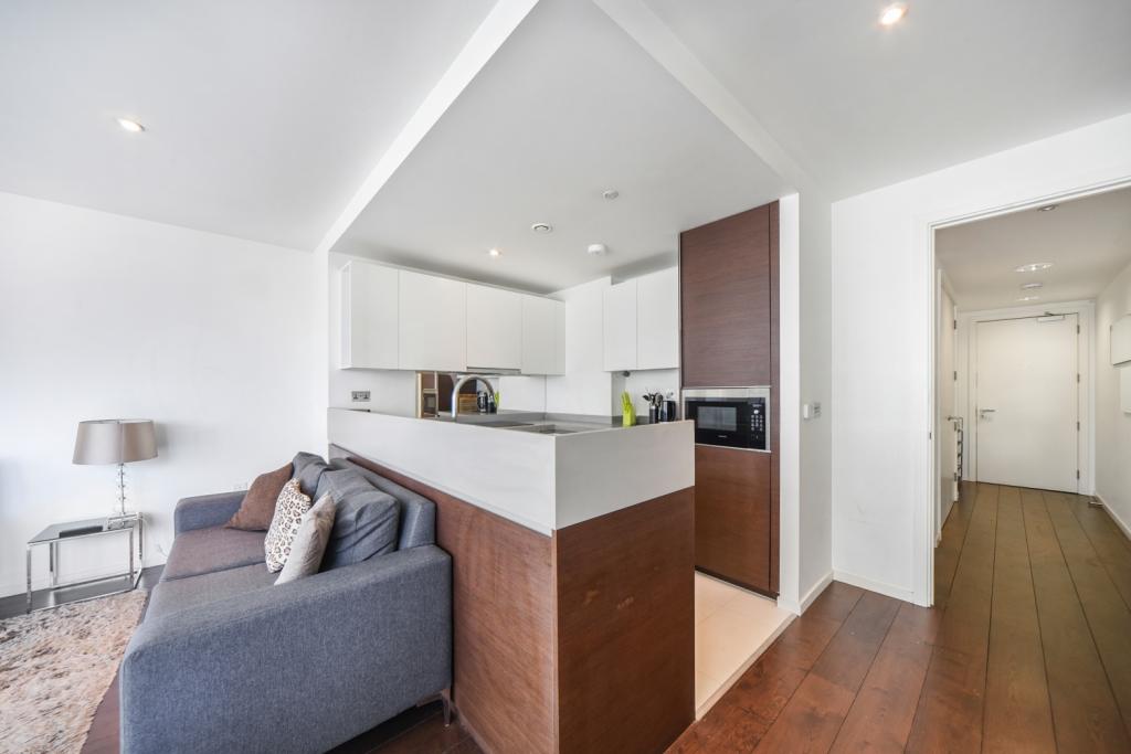 Baltimore Wharf, Canary Wharf, London, E14 – 2 Bedroom Apartment – £3,185pcm