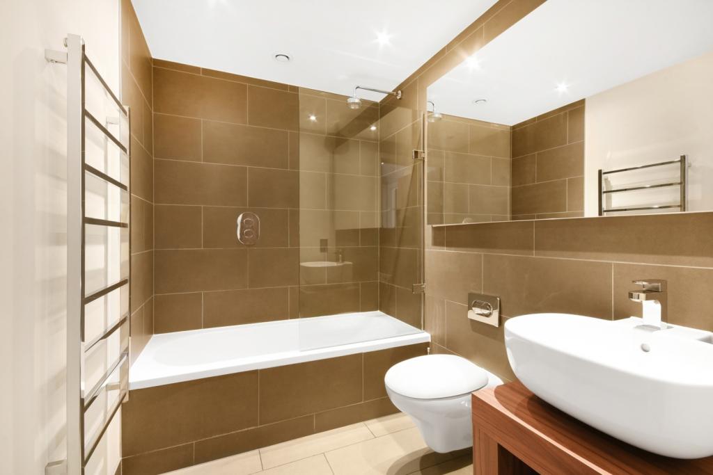 Modern 1 Bedroom Apartment – Whitechapel High Street, Aldgate, London, E1