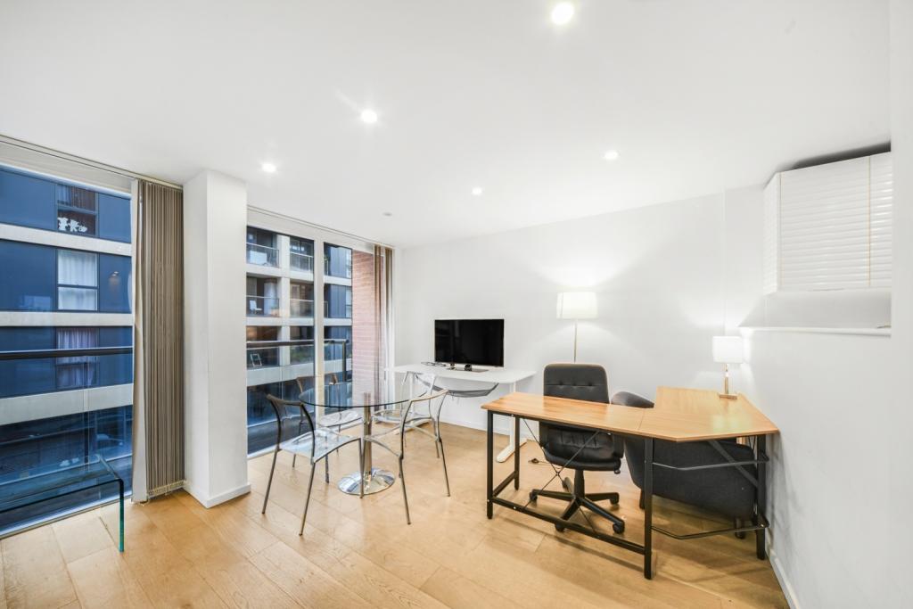 Contemporary 2 Bedroom Apartment – Central Street, Clerkenwell, London
