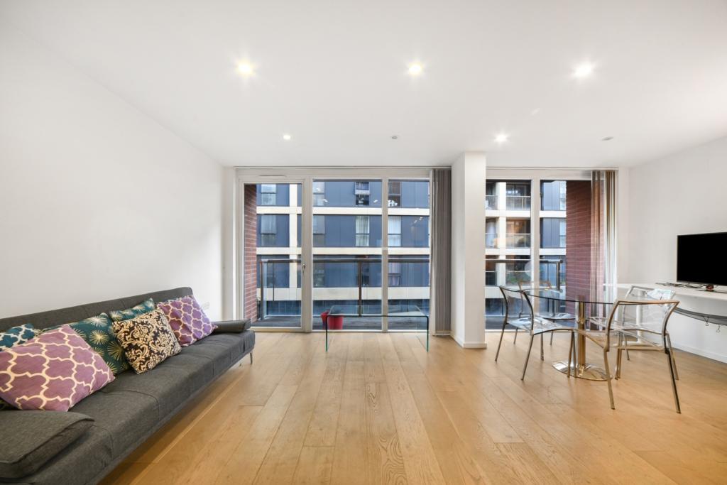 Contemporary 2 Bedroom Apartment – Central Street, Clerkenwell, London