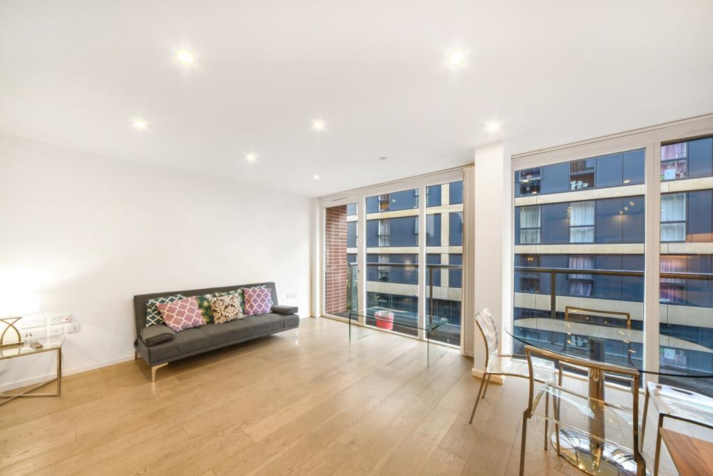 Contemporary 2 Bedroom Apartment – Central Street, Clerkenwell, London