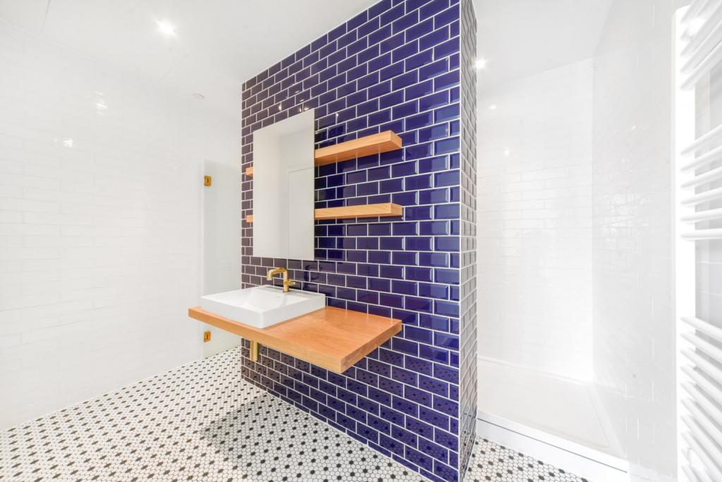 Luxury Two Bedroom, Two Bathroom Apartment with Balcony – Goodluck Hope Walk, Orchard Place, Poplar